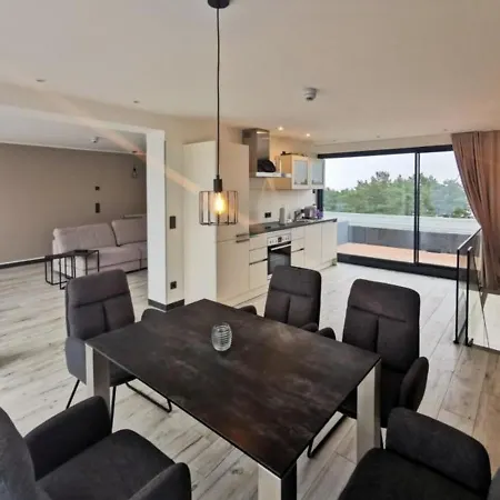 Appartement Avida Penthouse 1920 *